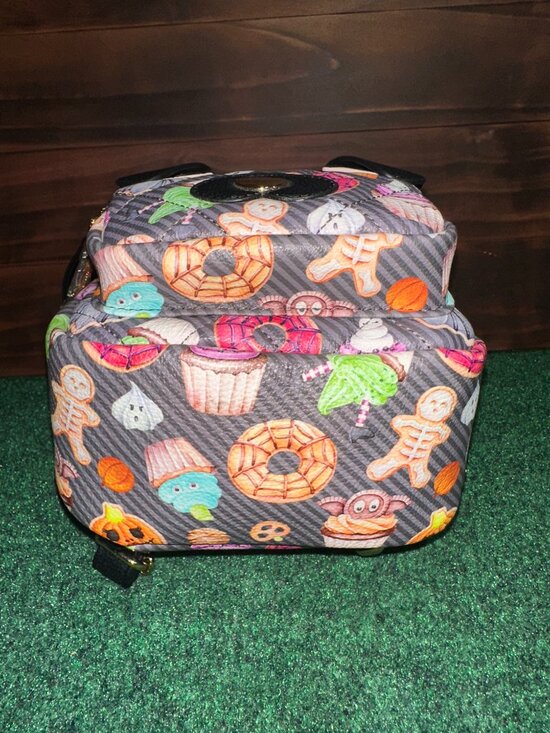 Betsey Johnson Sweets Dog XOBAYBEE Halloween Mini Backpack Purse New main image 12